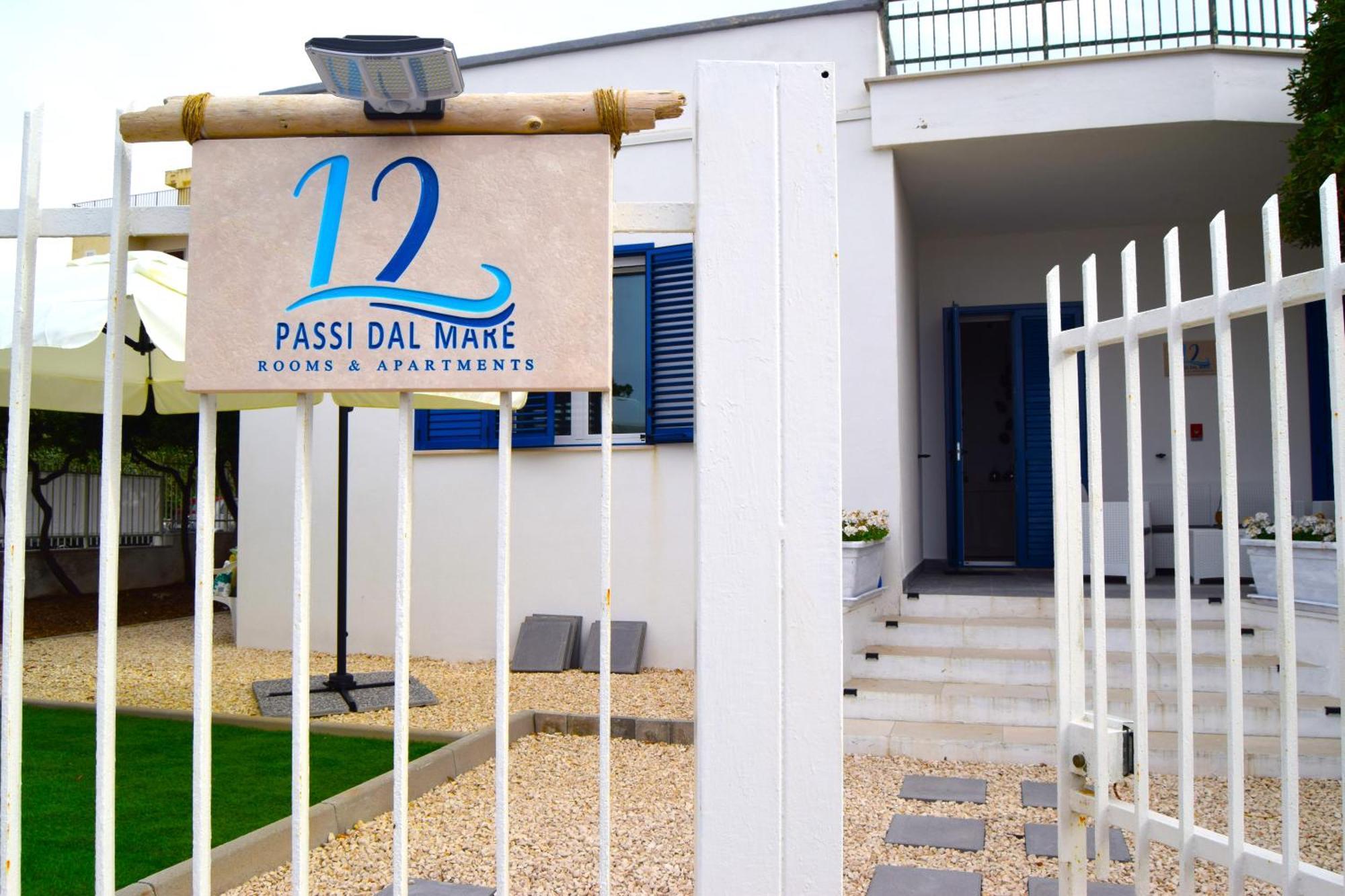 12 Passi Dal Mare Hotel Бари Екстериор снимка